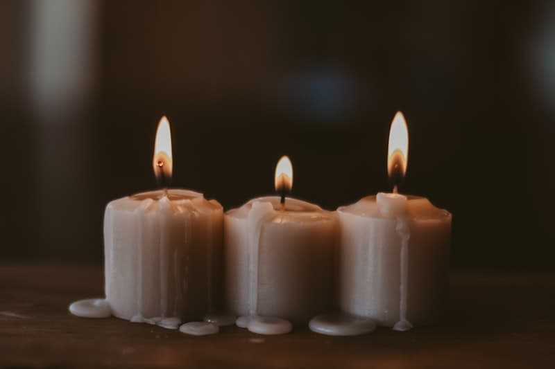 The Ultimate Guide to Candle Care: Make Your Candles Last Longer